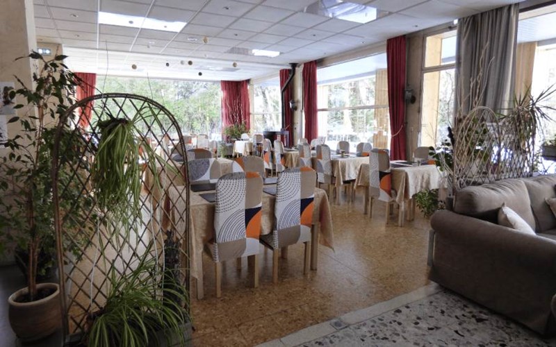 Hôtel la Cremaillère Location Hôtel la Cremaillère à ST BONNET EN CHAMPSAUR