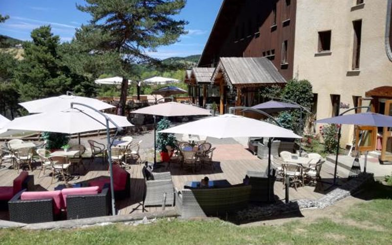 Logis Hôtel Domaine de l'Adoux Location Logis Hôtel Domaine de l'Adoux à MONTCLAR