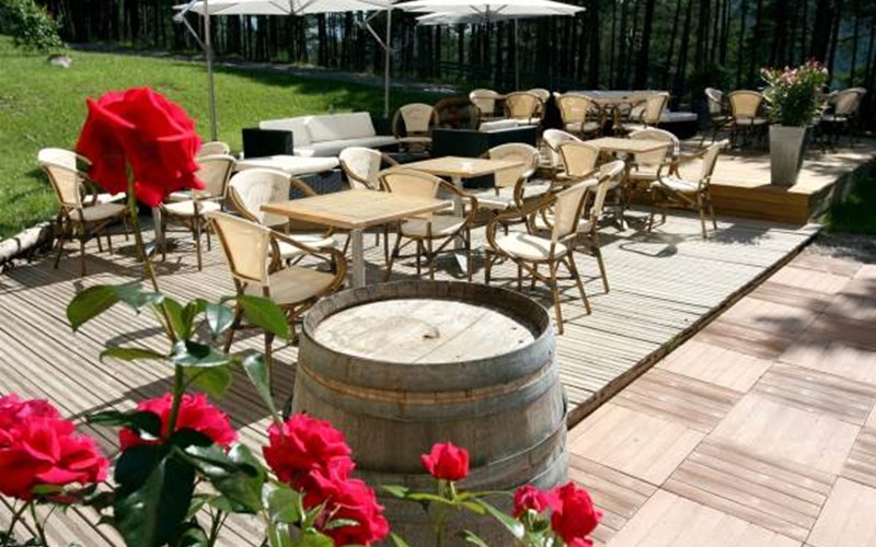 Logis Hôtel Domaine de l'Adoux Location Logis Hôtel Domaine de l'Adoux à MONTCLAR