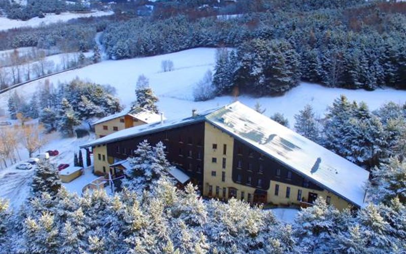 Logis Hôtel Domaine de l'Adoux Location Logis Hôtel Domaine de l'Adoux à MONTCLAR