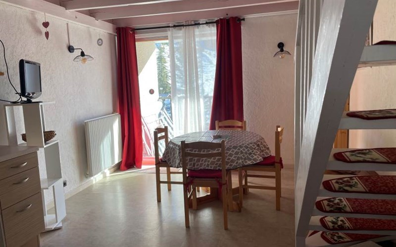 Appartement 5 personnes - Le Cristillan n°10 Location Appartement 5 personnes - Le Cristillan n°10 à CEILLAC