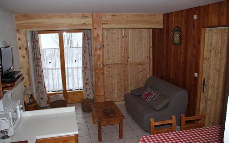 Appartement 3 personnes - Le Cheynet 1 n°27 Location Appartement 3 personnes - Le Cheynet 1 n°27 à CEILLAC