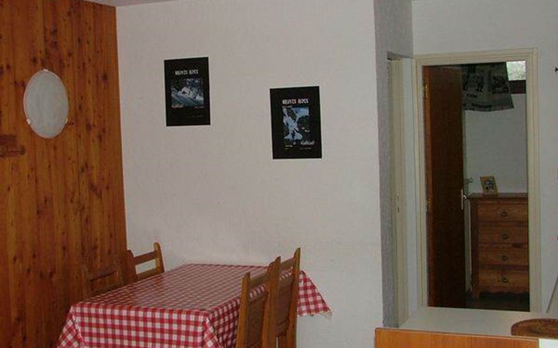 Appartement 3 personnes - Le Cheynet 1 n°27 Location Appartement 3 personnes - Le Cheynet 1 n°27 à CEILLAC