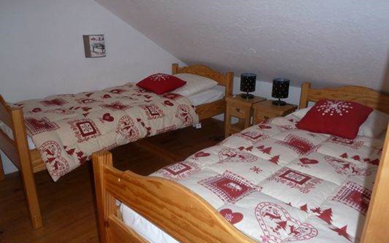 Appartement 8 personnes - Le Cheynet 1 n°30 Location Appartement 8 personnes - Le Cheynet 1 n°30 à CEILLAC