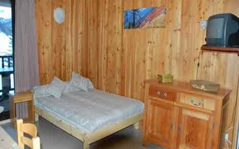 Studio 2 personnes - Le Cristillan n°6 Location Studio 2 personnes - Le Cristillan n°6 à CEILLAC