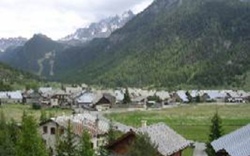 Appartement 4 personnes - Lou Crousas Location Appartement 4 personnes - Lou Crousas à CEILLAC