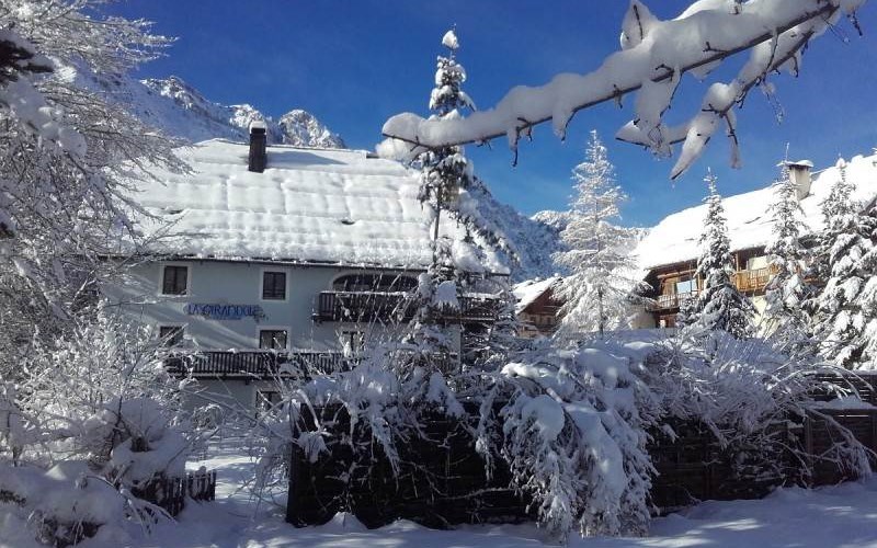 Appartement 4 personnes - Rochebrune Location Appartement 4 personnes - Rochebrune à ARVIEUX