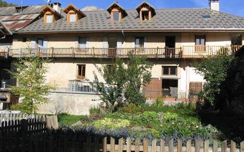 Appartement 8 personnes - Le Grangeon Location Appartement 8 personnes - Le Grangeon à ARVIEUX