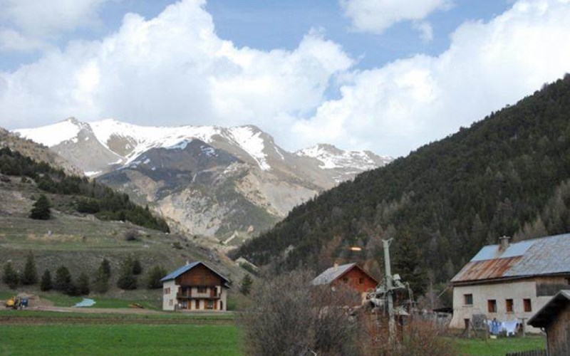 Appartement 2 personnes - La Lauzière Gauche Location Appartement 2 personnes - La Lauzière Gauche à CEILLAC