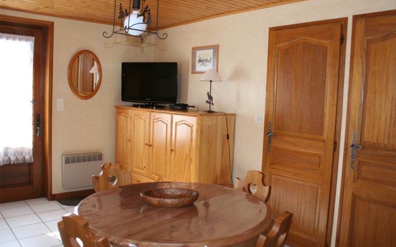 Appartement 2 personnes - L'Orette Location Appartement 2 personnes - L'Orette à CEILLAC