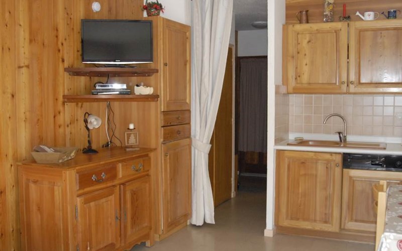 Studio 2 personnes - Le Cristillan n°6 Location Studio 2 personnes - Le Cristillan n°6 à CEILLAC