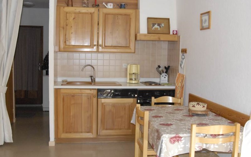 Studio 2 personnes - Le Cristillan n°6 Location Studio 2 personnes - Le Cristillan n°6 à CEILLAC