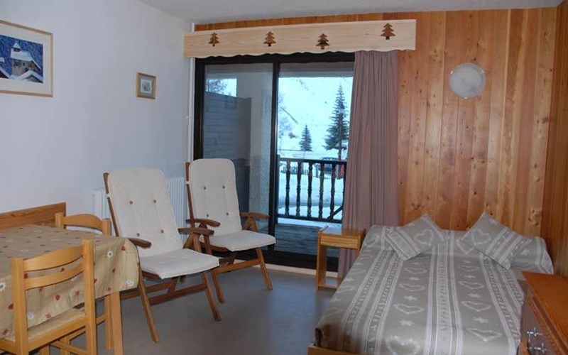 Studio 2 personnes - Le Cristillan n°6 Location Studio 2 personnes - Le Cristillan n°6 à CEILLAC