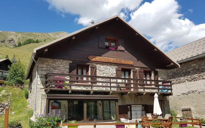 Chalet individuel 12 personnes - Aigue Agnelle Location Chalet individuel 12 personnes - Aigue Agnelle à MOLINES EN QUEYRAS