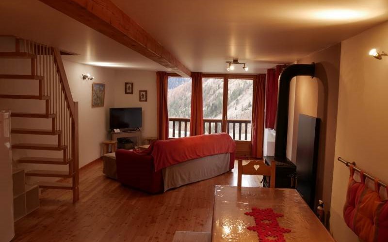 Appartement 6 personnes - Le Courièro Location Appartement 6 personnes - Le Courièro à ARVIEUX