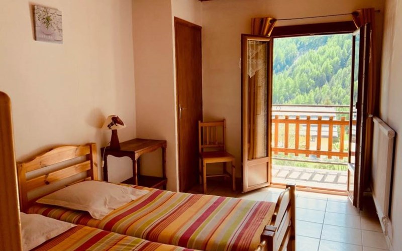 Appartement 4 personnes - n°2 Location Appartement 4 personnes - n°2 à ARVIEUX