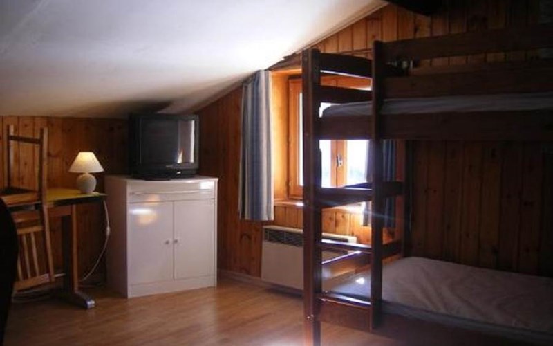 Appartement 4 personnes Location Appartement 4 personnes à CHATEAU VILLE VIEILLE