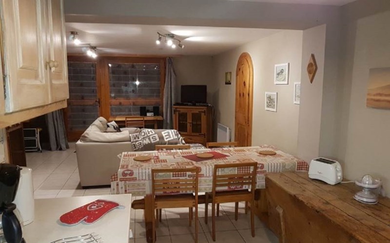 Appartement 5 personnes - Chez Jules Location Appartement 5 personnes - Chez Jules à AIGUILLES