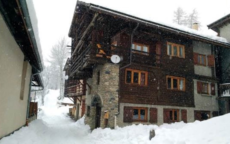 Chalet individuel 12 personnes Location Chalet individuel 12 personnes à MOLINES EN QUEYRAS