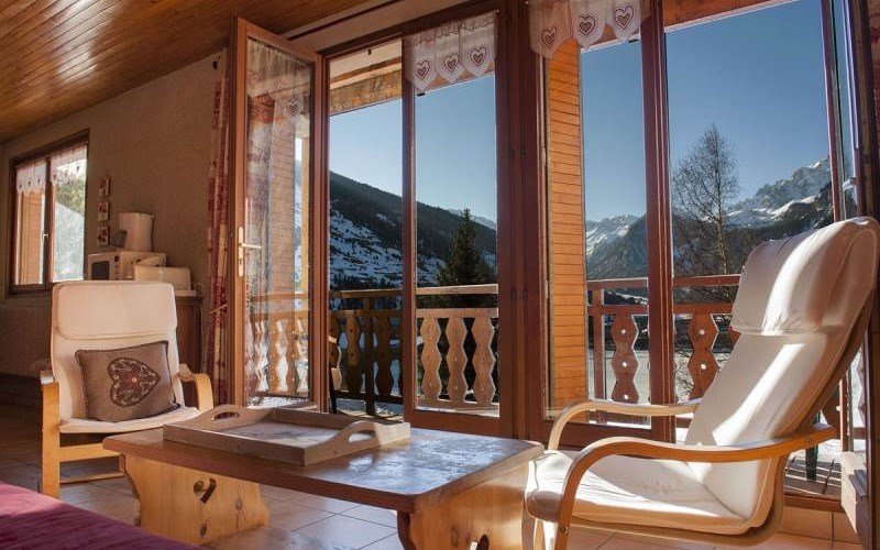 Appartement 4 personnes - Chevreuil Location Appartement 4 personnes - Chevreuil à CEILLAC