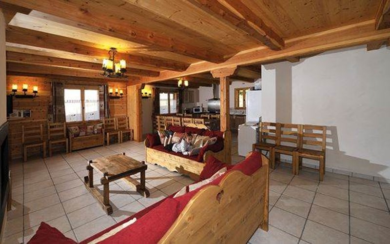 Chalet 15 personnes - Eco Gîte de L'Aigle Location Chalet 15 personnes - Eco Gîte de L'Aigle à CEILLAC