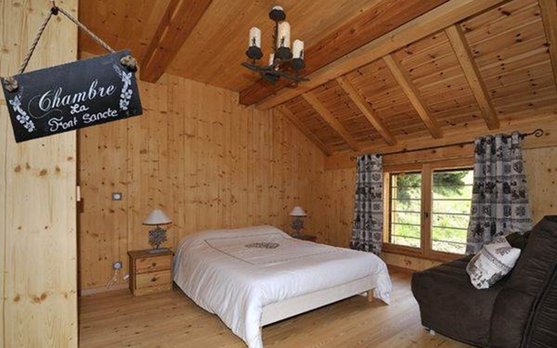 Chalet 15 personnes - Eco Gîte de L'Aigle Location Chalet 15 personnes - Eco Gîte de L'Aigle à CEILLAC