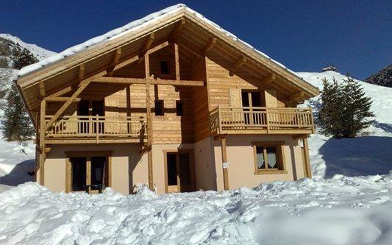 Chalet 15 personnes - Eco Gîte de L'Aigle Location Chalet 15 personnes - Eco Gîte de L'Aigle à CEILLAC