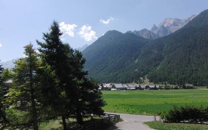 Chalet 6 personnes - Le Riou Vert Location Chalet 6 personnes - Le Riou Vert à CEILLAC