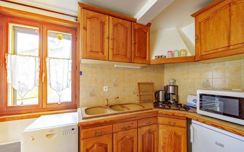 Appartement 4 personnes - Chalet Les Tourres Chamois Location Appartement 4 personnes - Chalet Les Tourres Chamois à CEILLAC