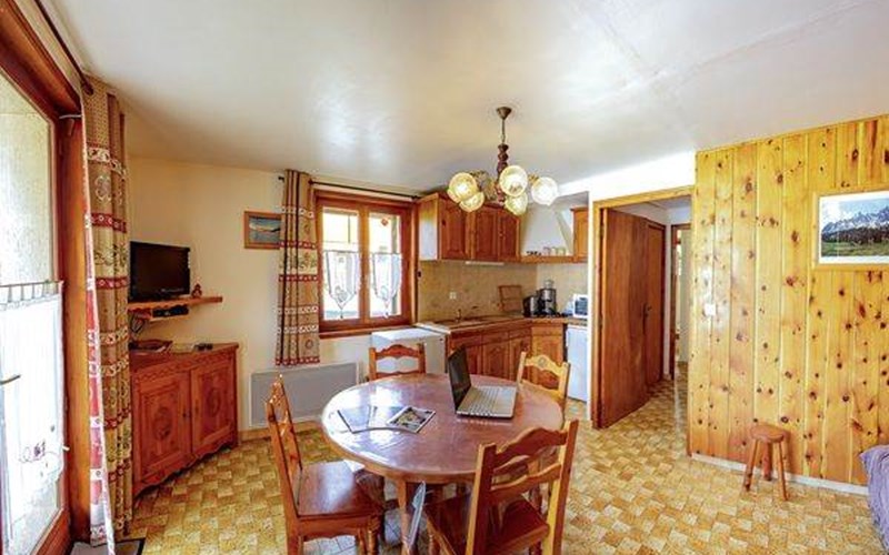 Appartement 4 personnes - Chalet Les Tourres Chamois Location Appartement 4 personnes - Chalet Les Tourres Chamois à CEILLAC