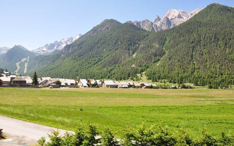 Appartement 5 personnes- Les Marmottes Location Appartement 5 personnes- Les Marmottes à CEILLAC