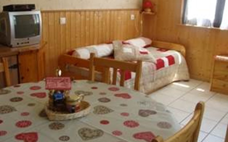 Studio 2 personnes - Les Ombrettes Location Studio 2 personnes - Les Ombrettes à CEILLAC