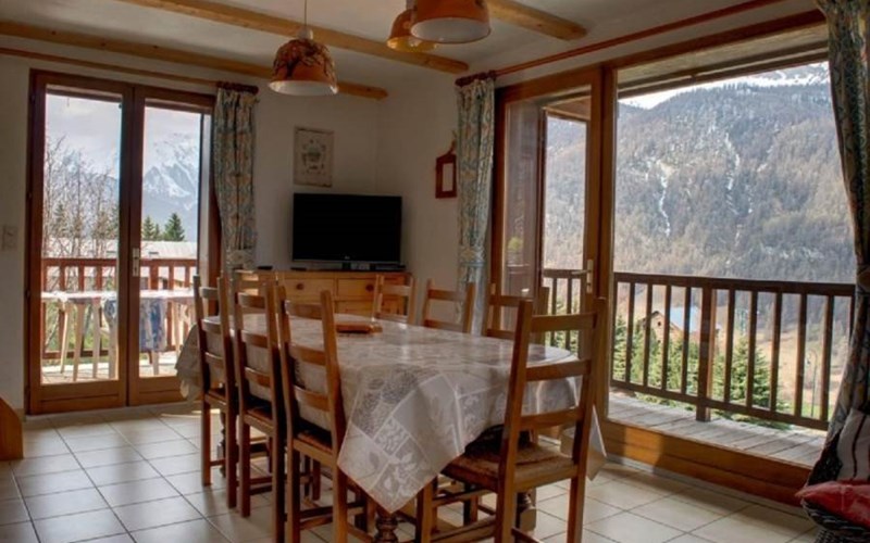 Chalet individuel 8 personnes - Carpe Diem Location Chalet individuel 8 personnes - Carpe Diem à MOLINES EN QUEYRAS