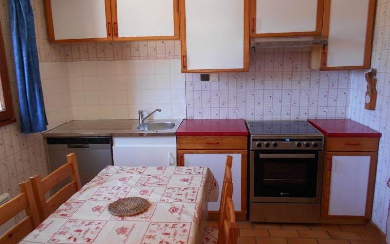 Appartement 4 personnes - L'Escreins Location Appartement 4 personnes - L'Escreins à CEILLAC