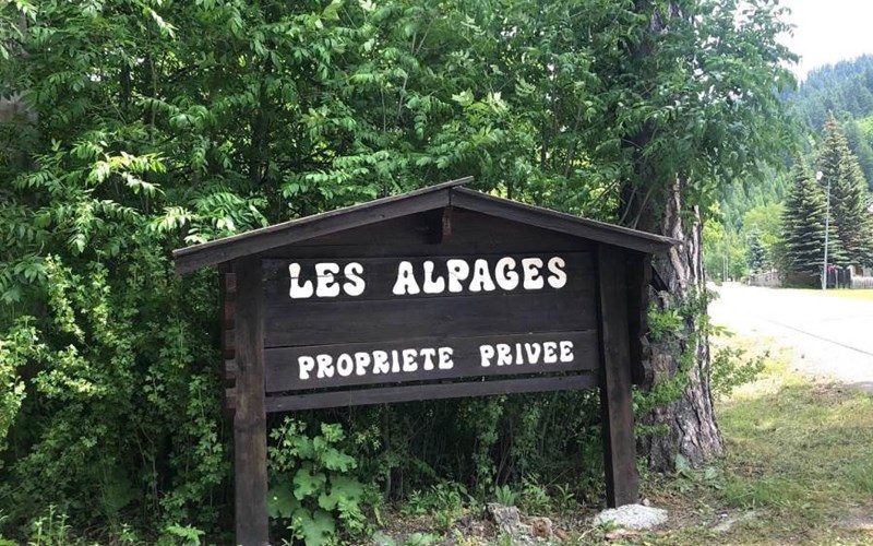 Appartement 4 personnes - Les Alpages n°9 Location Appartement 4 personnes - Les Alpages n°9 à AIGUILLES