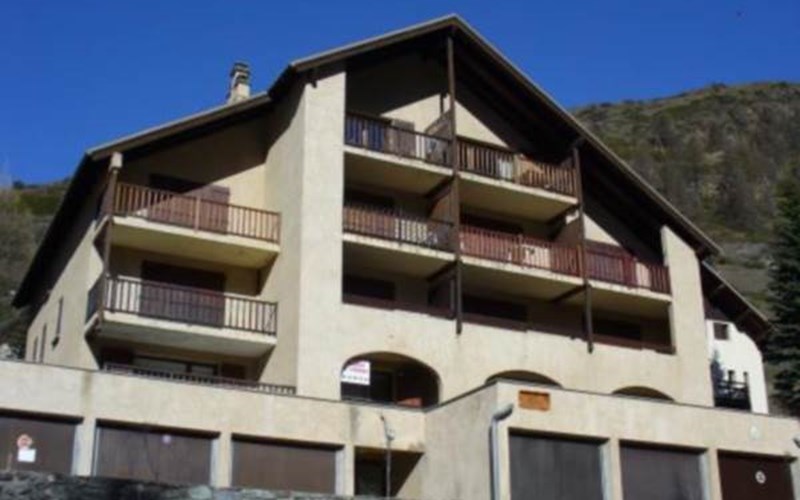 Studio 2 personnes - Le Mont Viso n° 23 Location Studio 2 personnes - Le Mont Viso n° 23 à ABRIES