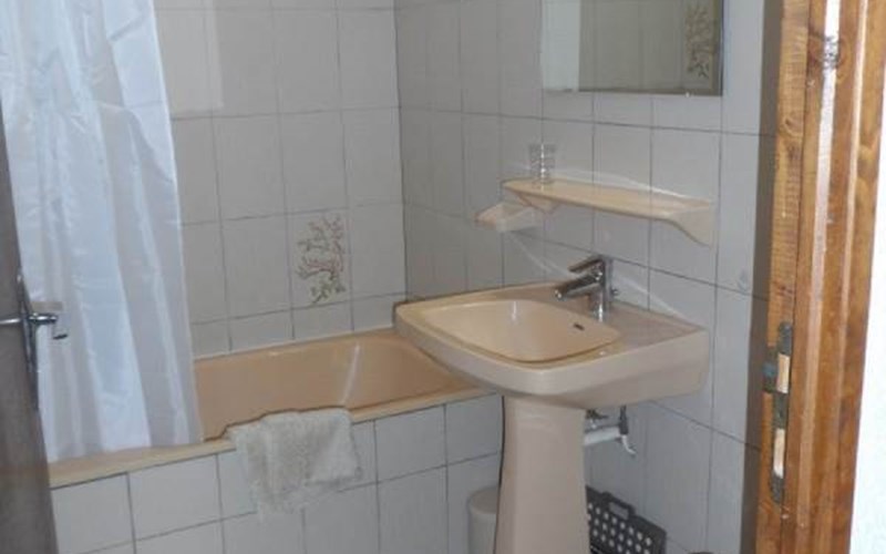 Studio 2 personnes - Le Mont Viso n° 23 Location Studio 2 personnes - Le Mont Viso n° 23 à ABRIES