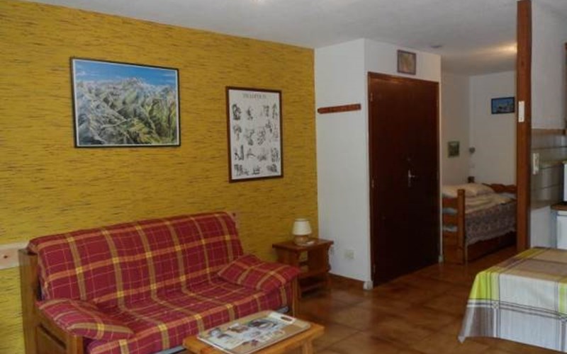 Studio 2 personnes - Le Mont Viso n° 23 Location Studio 2 personnes - Le Mont Viso n° 23 à ABRIES
