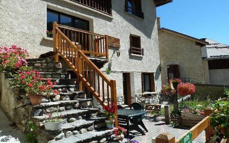 Appartement 5 personnes - 1er étage Location Appartement 5 personnes - 1er étage à MOLINES EN QUEYRAS