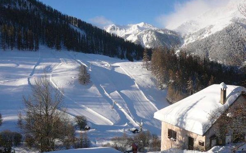 Appartement 5 personnes - 1er étage Location Appartement 5 personnes - 1er étage à MOLINES EN QUEYRAS