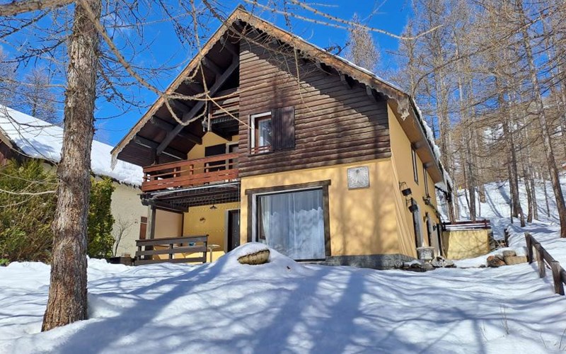 Chalet individuel - 10 personnes Location Chalet individuel - 10 personnes à ABRIES