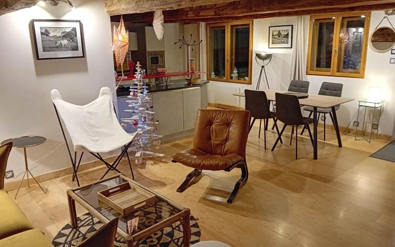 Appartement 4 personnes - Chalet de Souliers Location Appartement 4 personnes - Chalet de Souliers à CHATEAU VILLE VIEILLE