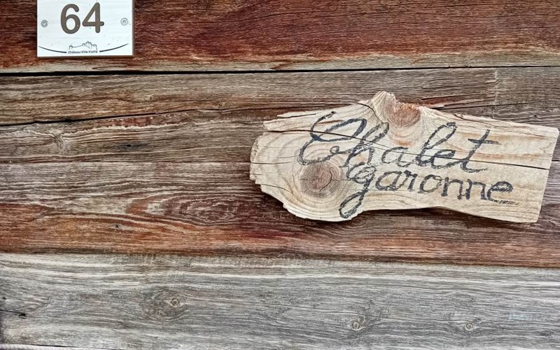 Appartement 4 personnes - Chalet de Souliers Location Appartement 4 personnes - Chalet de Souliers à CHATEAU VILLE VIEILLE