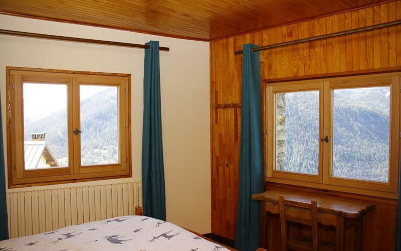 Appartement 6 personnes Location Appartement 6 personnes à CHATEAU VILLE VIEILLE