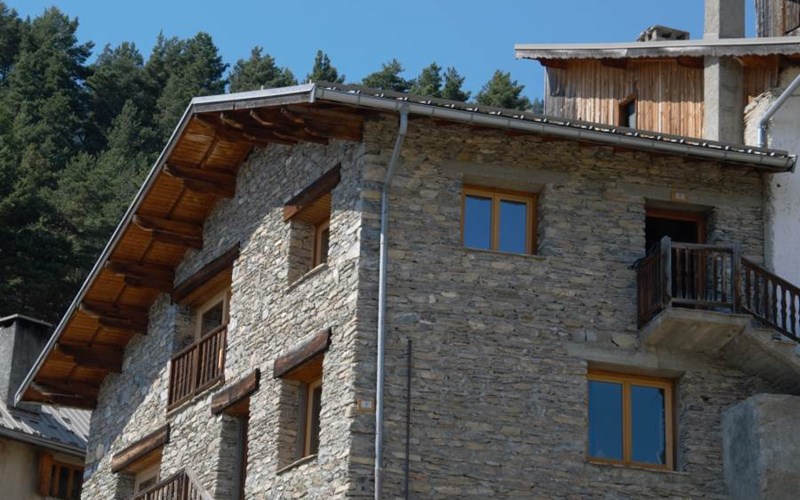 Appartement 6 personnes Location Appartement 6 personnes à CHATEAU VILLE VIEILLE