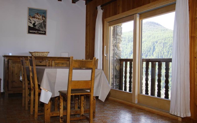 Appartement 6 personnes Location Appartement 6 personnes à CHATEAU VILLE VIEILLE