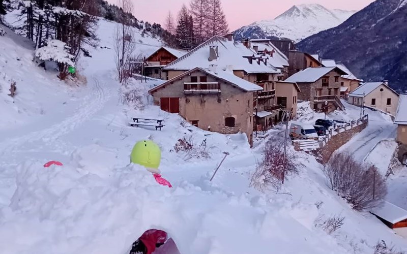 Appartement 6 personnes Location Appartement 6 personnes à CHATEAU VILLE VIEILLE