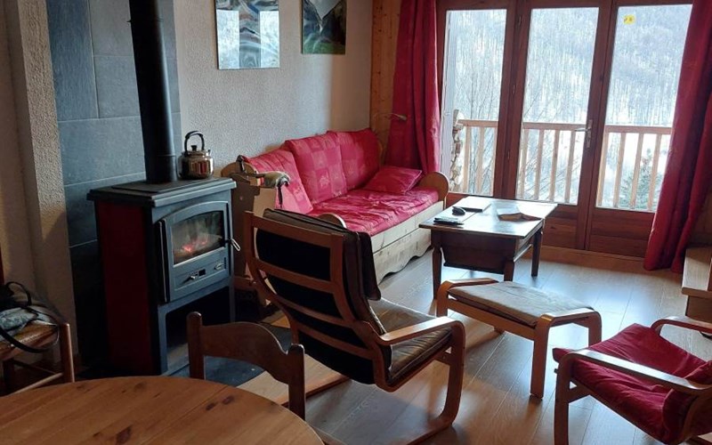 Appartement 6 personnes - Les Airelles n° 33 Location Appartement 6 personnes - Les Airelles n° 33 à MOLINES EN QUEYRAS