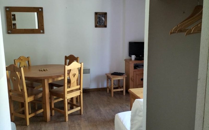 Appartement 4 personnes - Les Balcons du Viso n° 814 Location Appartement 4 personnes - Les Balcons du Viso n° 814 à ABRIES