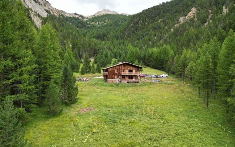 Appartement 6 personnes - Chalet Rochat Location Appartement 6 personnes - Chalet Rochat à ARVIEUX